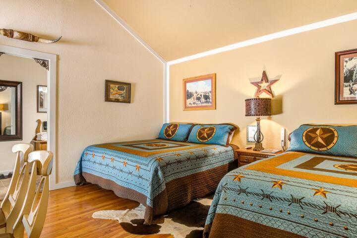#3 Wrangler~Bandera Tin Star~Bandera, Tx. Apartment Luaran gambar