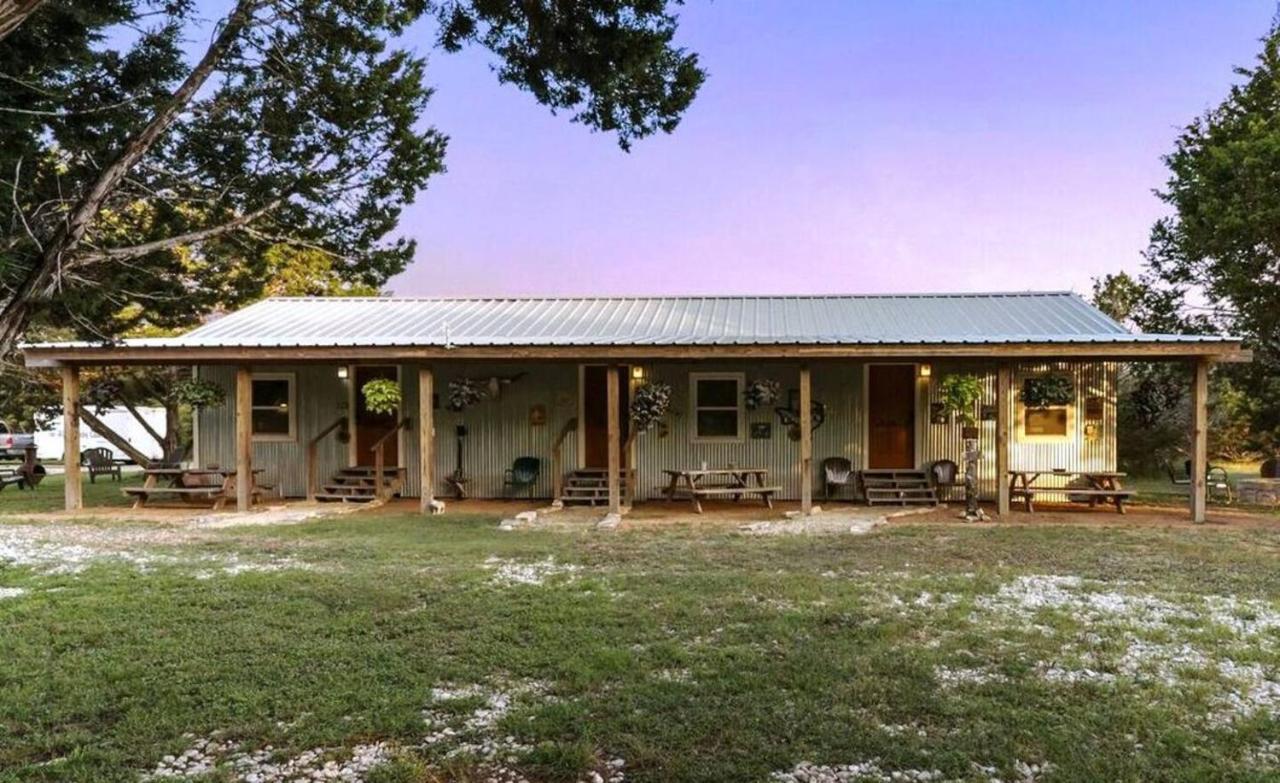#3 Wrangler~Bandera Tin Star~Bandera, Tx. Apartment Luaran gambar